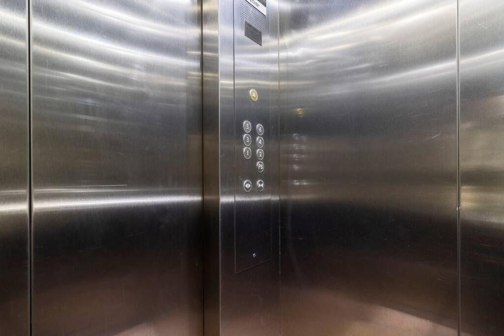 306 Zocalo Cathedral 2bdrm 2bath Ac Rooftop * Mexico City